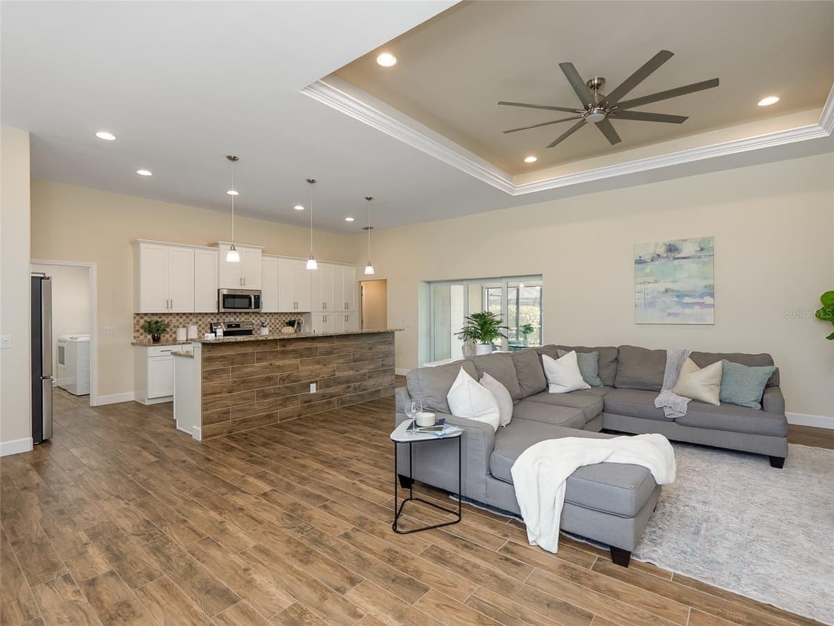 8610 QUINN COURT — photo 4 of 50