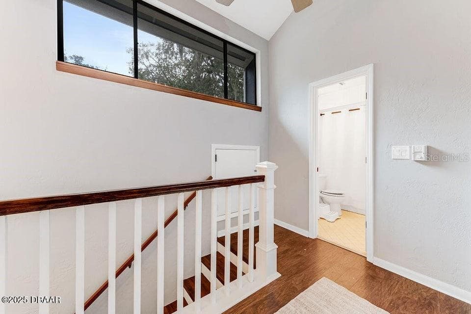 28 BAYMEADOW COURT — photo 13 of 31