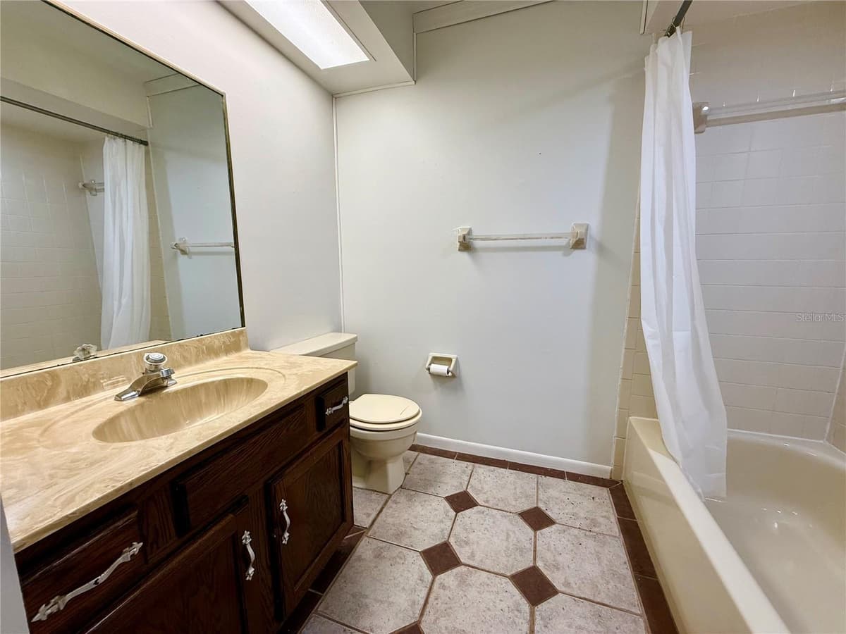 7035 COGNAC DRIVE — photo 24 of 47