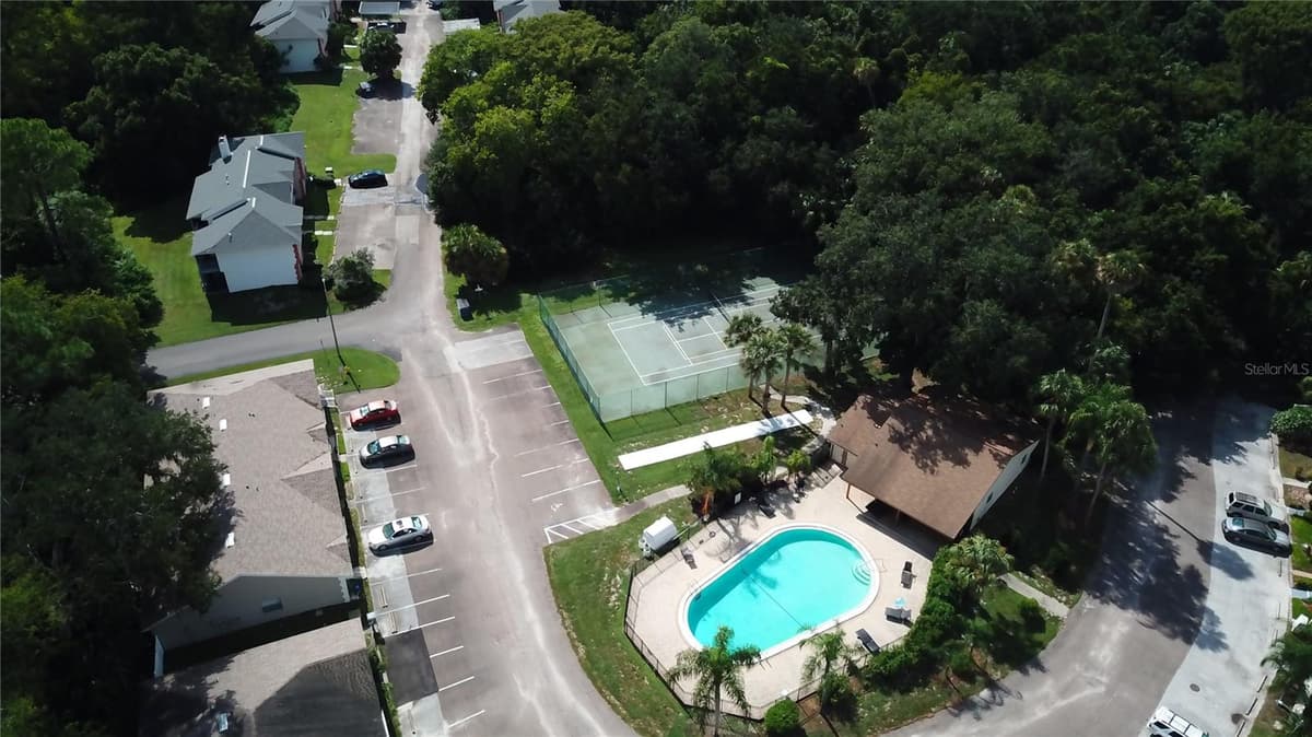 7035 COGNAC DRIVE — photo 45 of 47