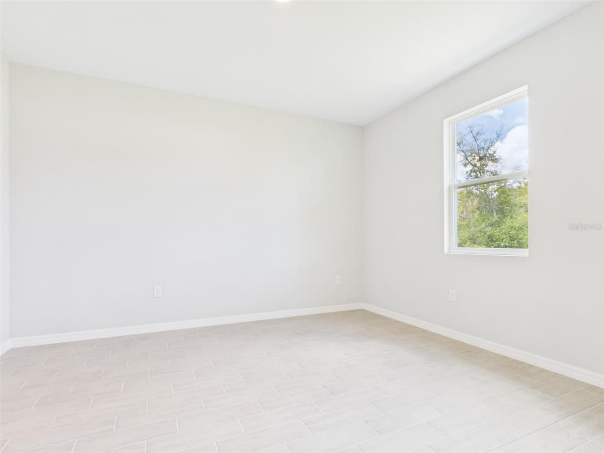 16962 44TH CIRCLE — photo 12 of 23
