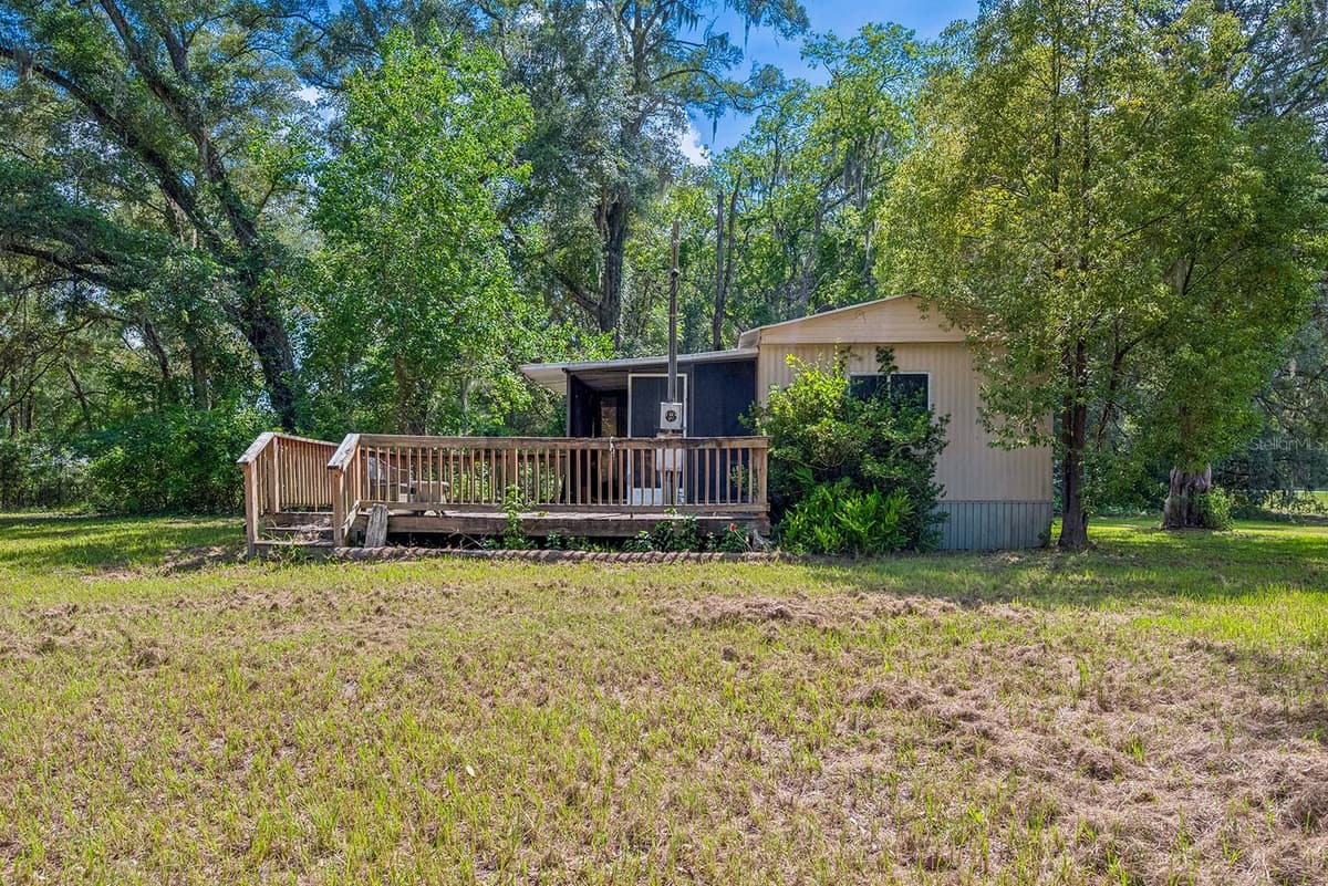 5301 COUNTY ROAD 235 — photo 13 of 33