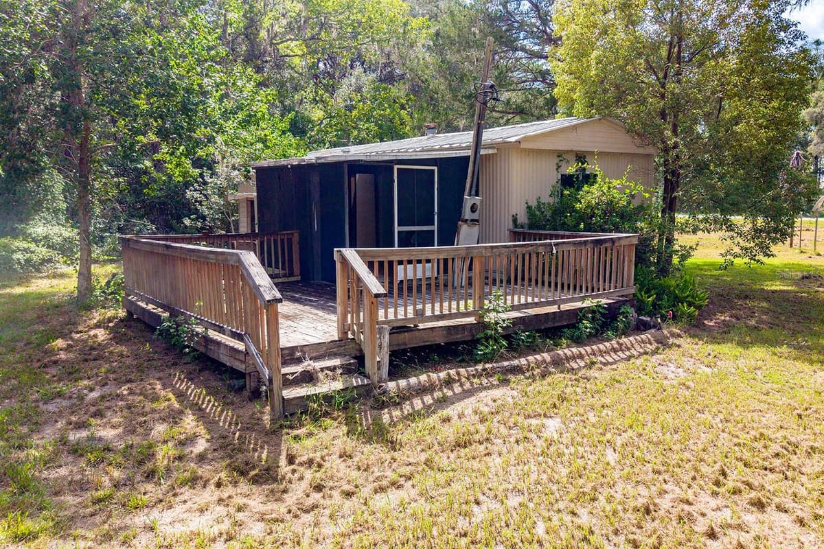 5301 COUNTY ROAD 235 — photo 11 of 33