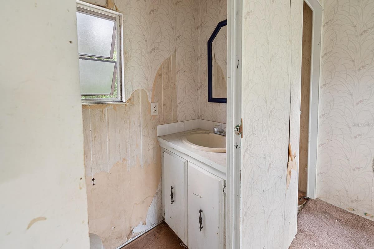 5301 COUNTY ROAD 235 — photo 29 of 33