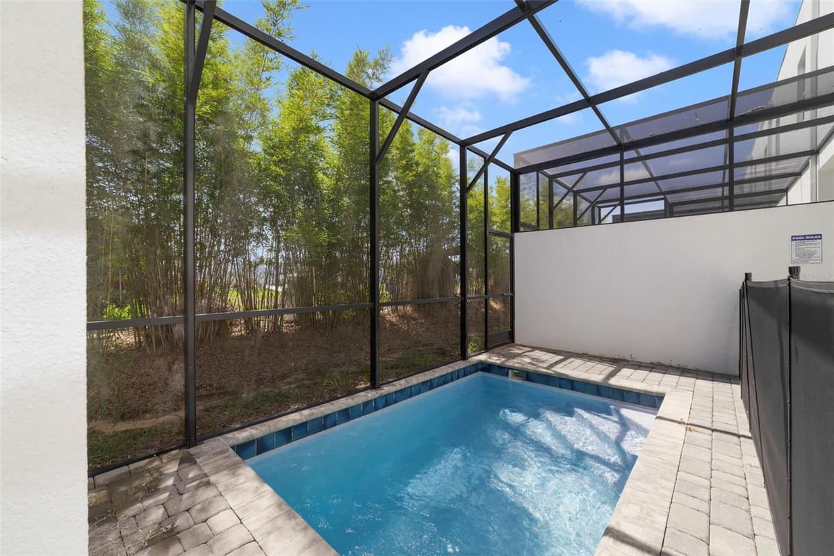 340 FAMAGUSTA DRIVE — photo 2 of 25