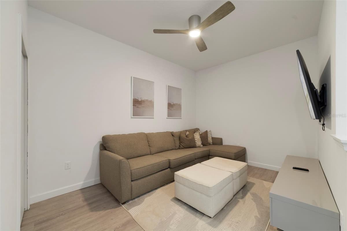 340 FAMAGUSTA DRIVE — photo 17 of 25