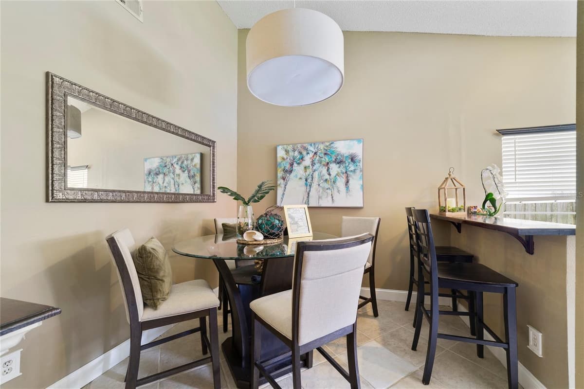 504 WEXDON COURT — photo 8 of 18