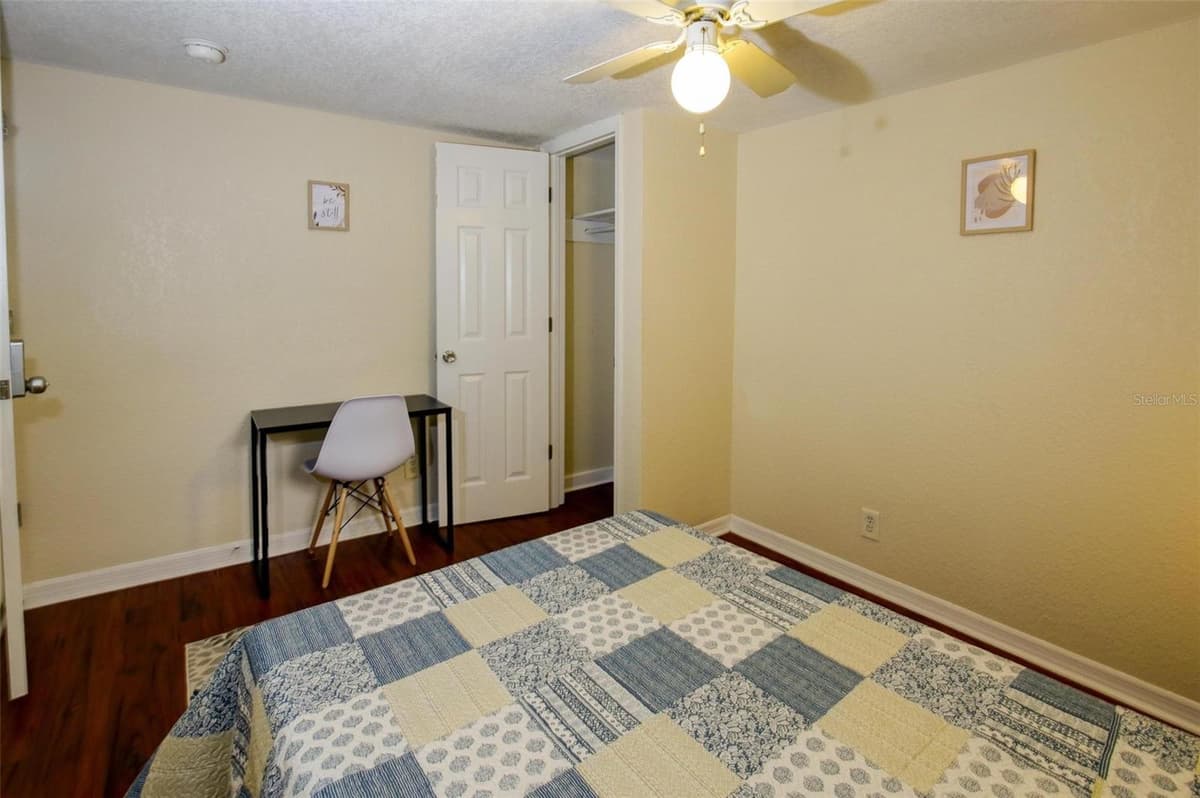 1219 EMMA STREET — photo 14 of 35
