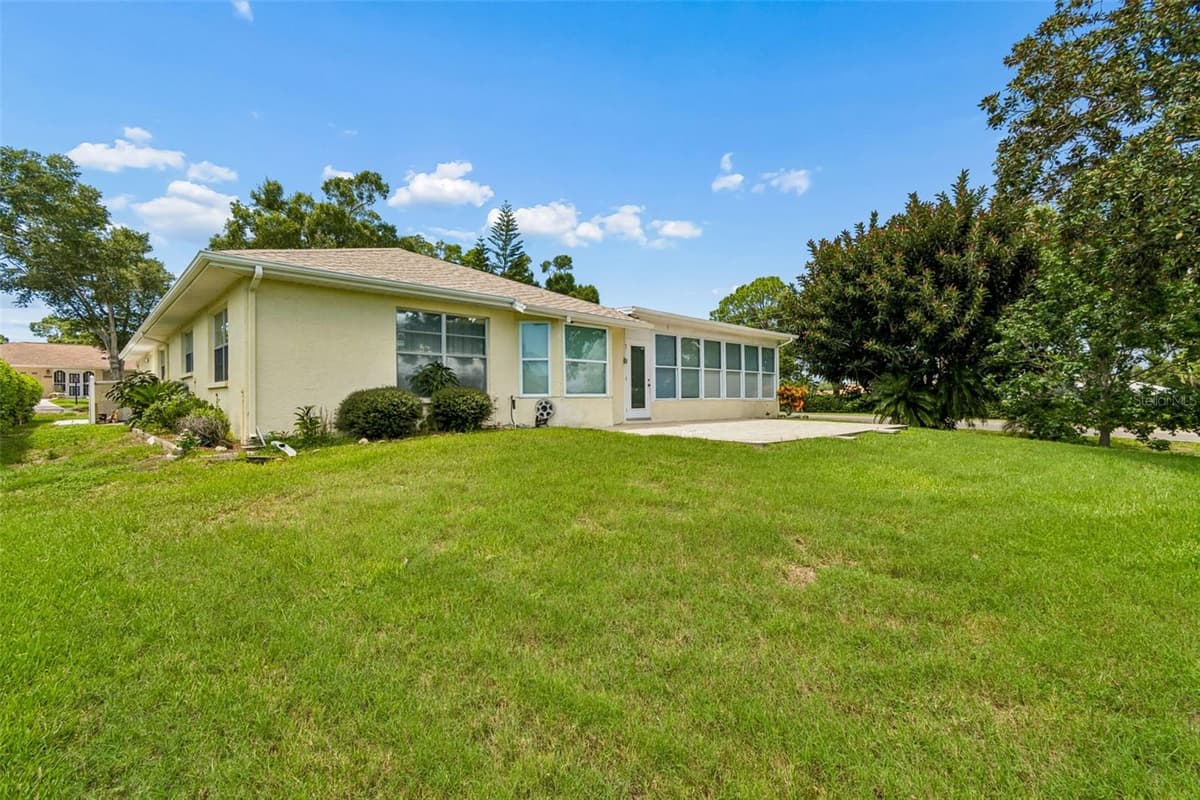 1591 LONGFORD DRIVE — photo 53 of 85