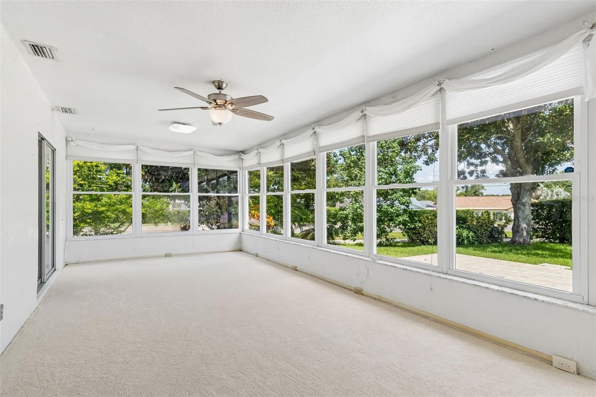 1591 LONGFORD DRIVE — photo 19 of 85