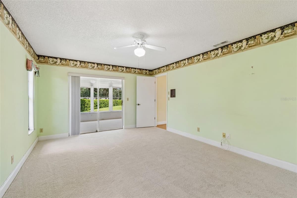 1591 LONGFORD DRIVE — photo 47 of 85