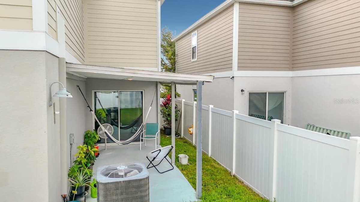 13005 UPWARD PLACE — photo 10 of 64
