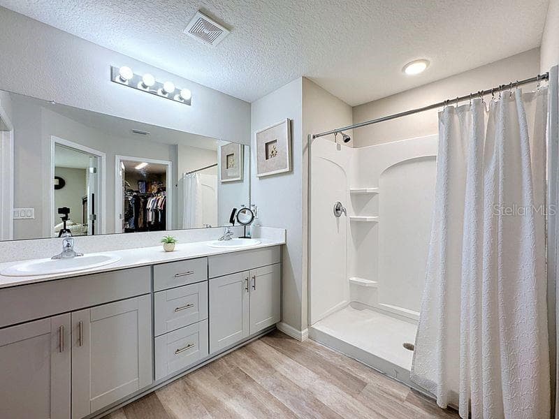 13005 UPWARD PLACE — photo 33 of 64