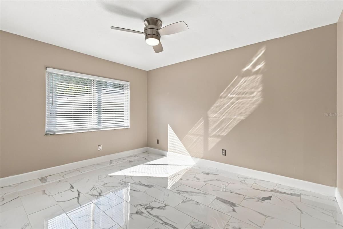 7233 WOODBROOK DRIVE — photo 30 of 57