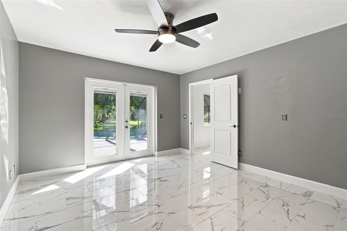 7233 WOODBROOK DRIVE — photo 24 of 57