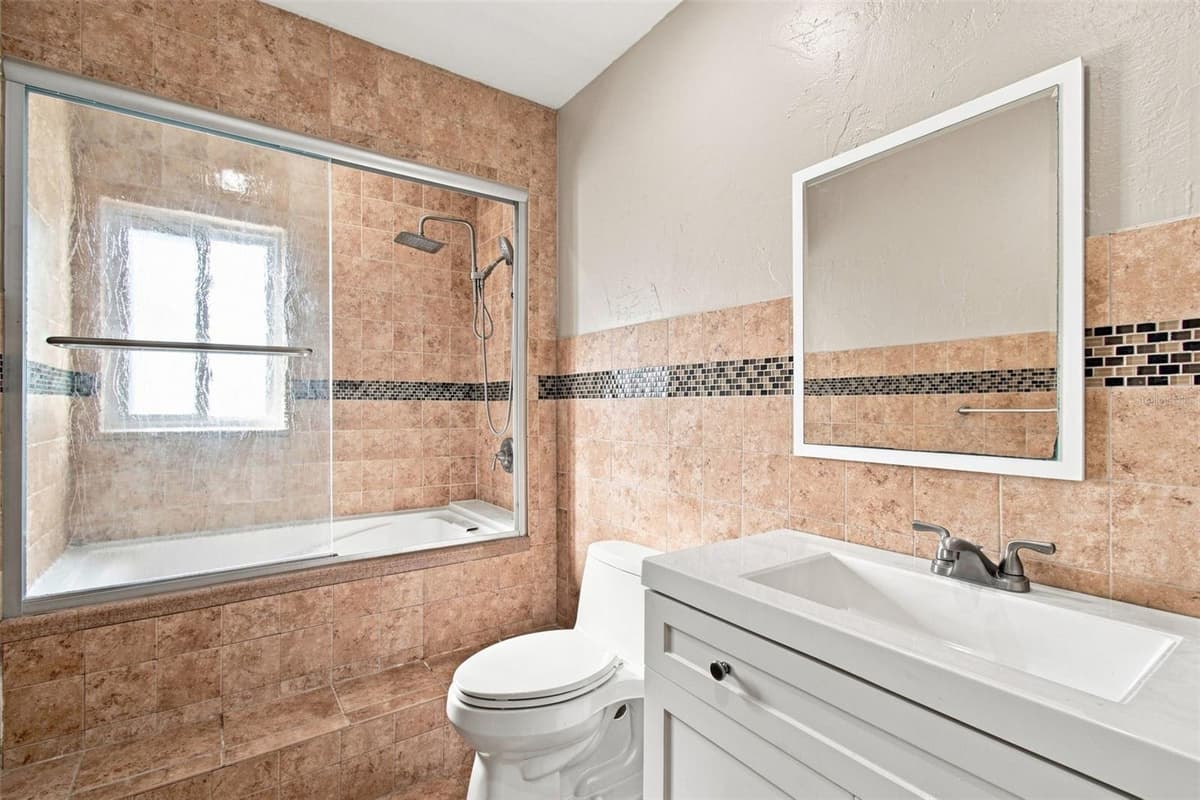 7233 WOODBROOK DRIVE — photo 34 of 57