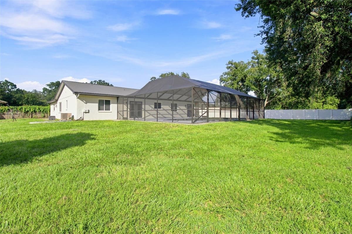 7233 WOODBROOK DRIVE — photo 46 of 57