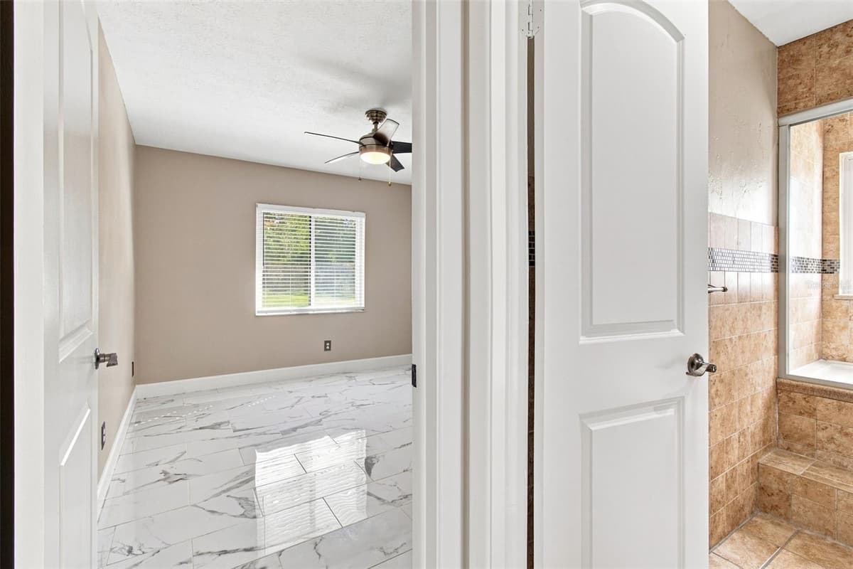 7233 WOODBROOK DRIVE — photo 35 of 57