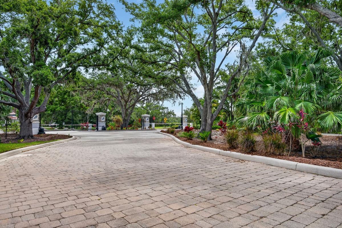7428 RIDGELAKE CIRCLE — photo 55 of 64