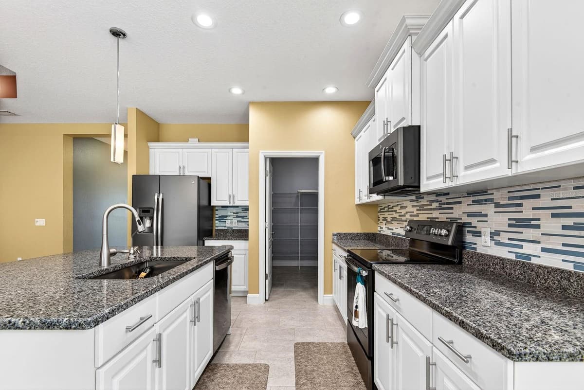 7428 RIDGELAKE CIRCLE — photo 22 of 64