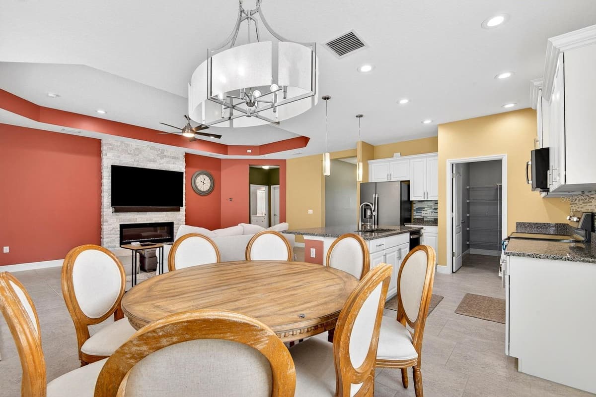 7428 RIDGELAKE CIRCLE — photo 23 of 64