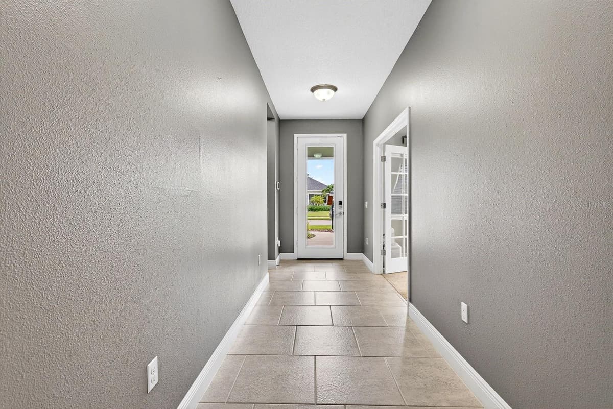 7428 RIDGELAKE CIRCLE — photo 8 of 64