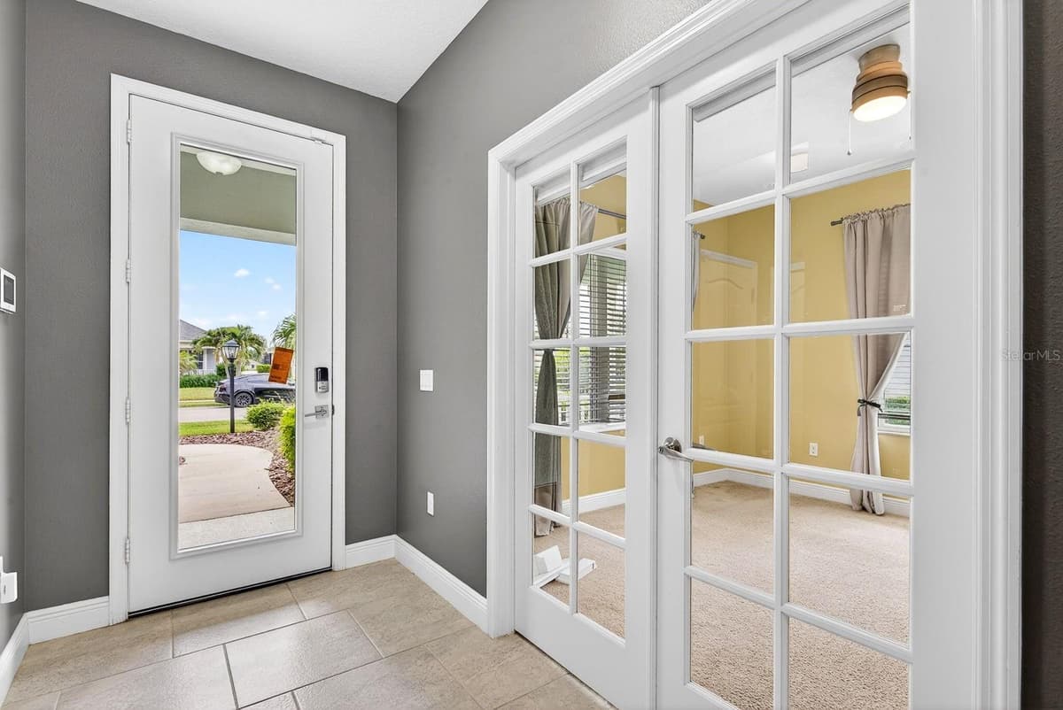 7428 RIDGELAKE CIRCLE — photo 10 of 64