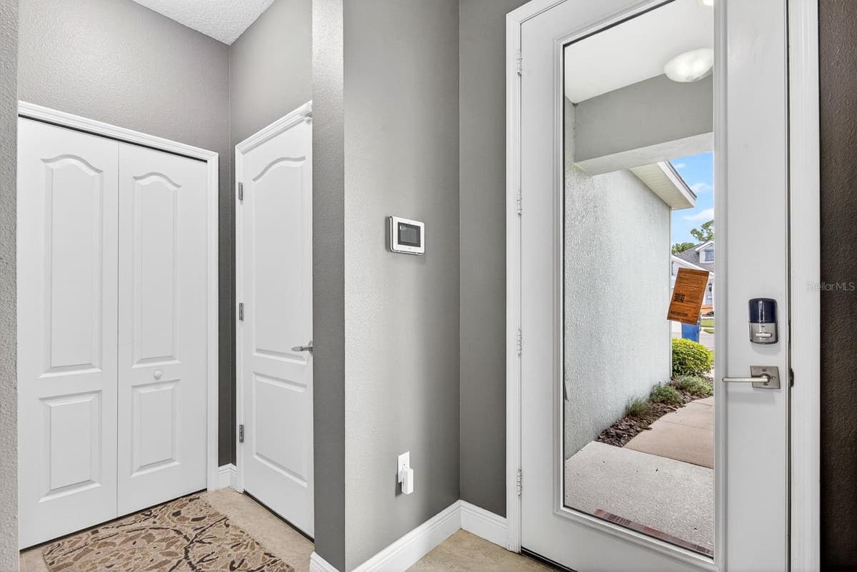 7428 RIDGELAKE CIRCLE — photo 9 of 64