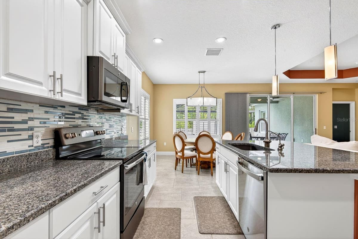 7428 RIDGELAKE CIRCLE — photo 20 of 64