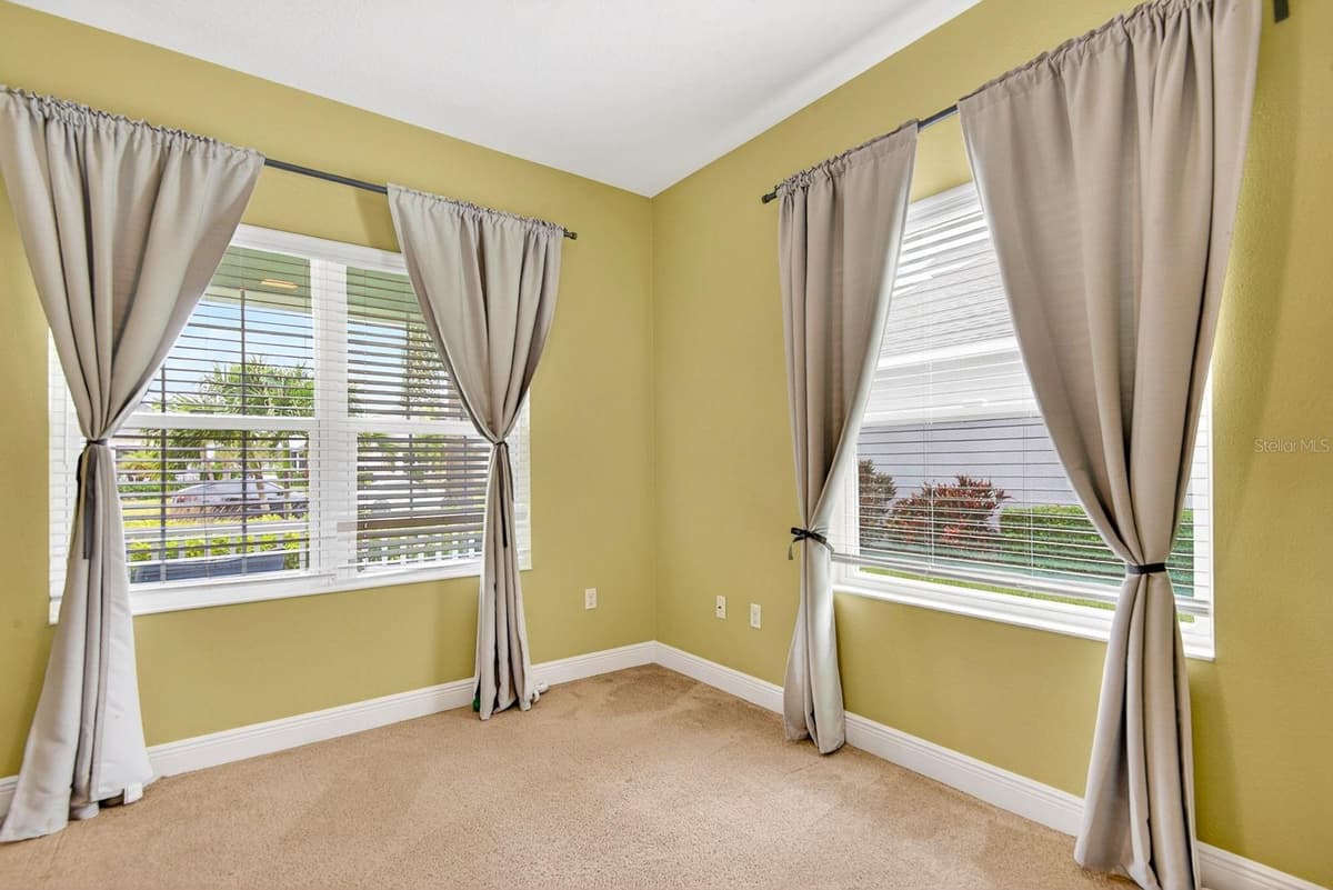 7428 RIDGELAKE CIRCLE — photo 11 of 64
