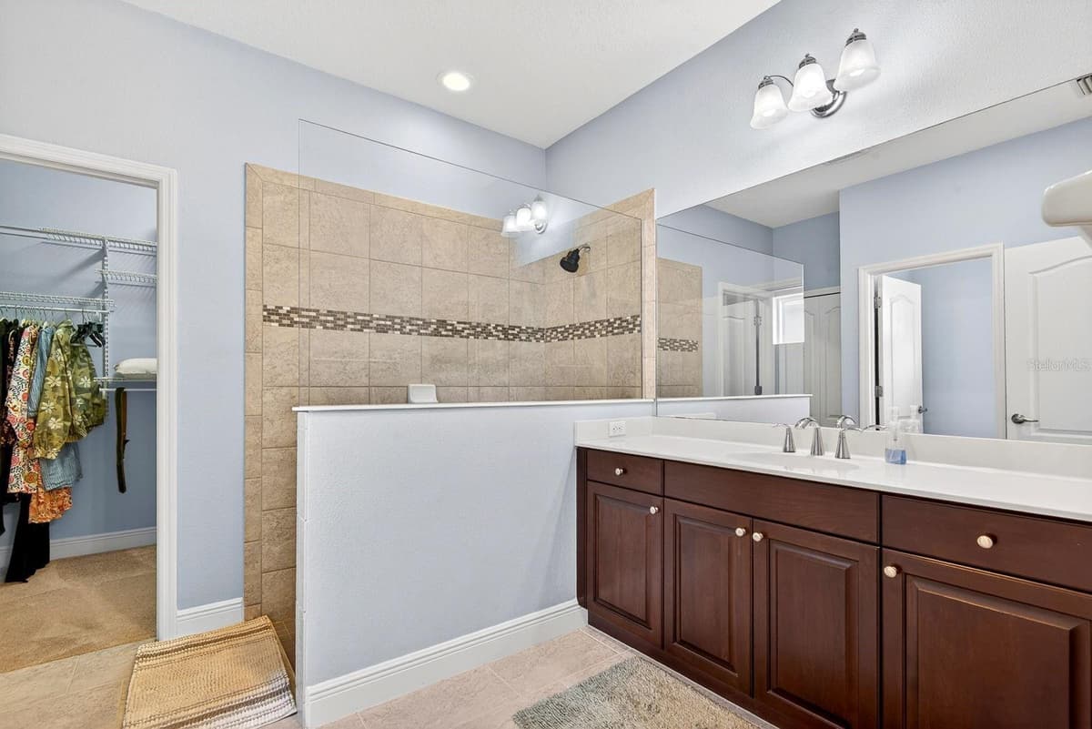 7428 RIDGELAKE CIRCLE — photo 33 of 64