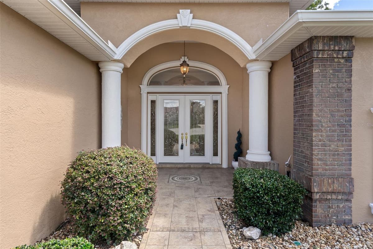 13417 WHITEHAVEN COURT — photo 4 of 64