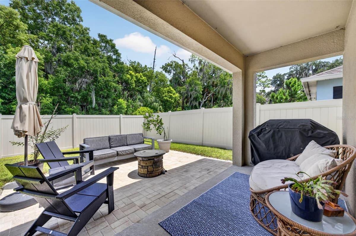 2291 DELHI PLACE — photo 18 of 36