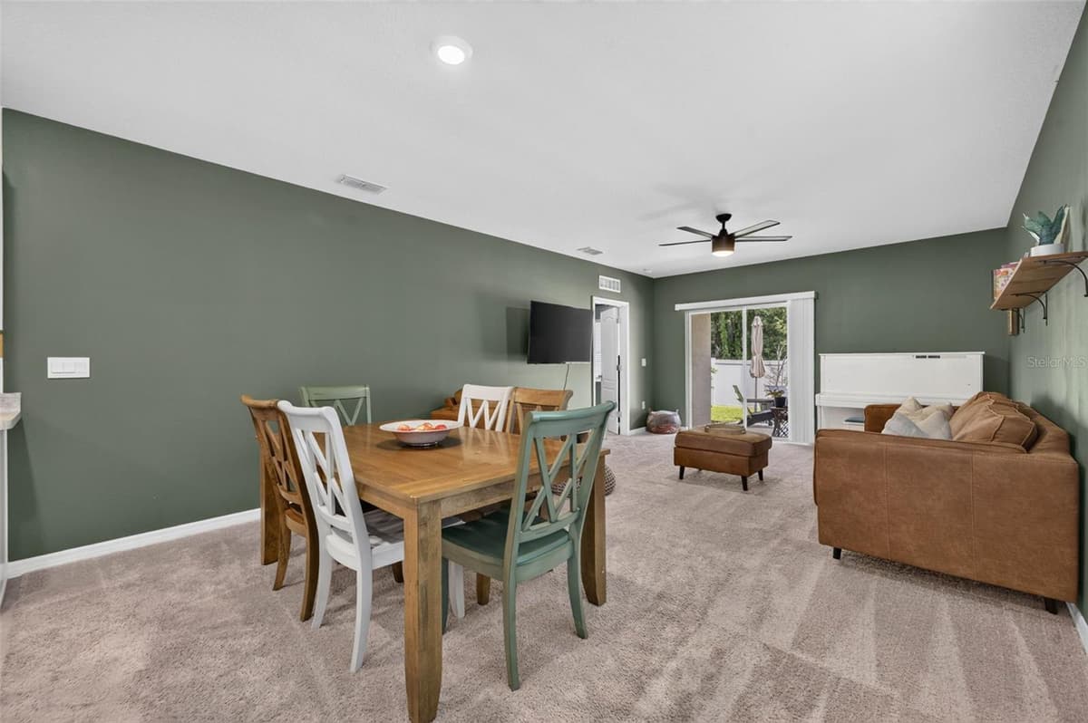 2291 DELHI PLACE — photo 6 of 36