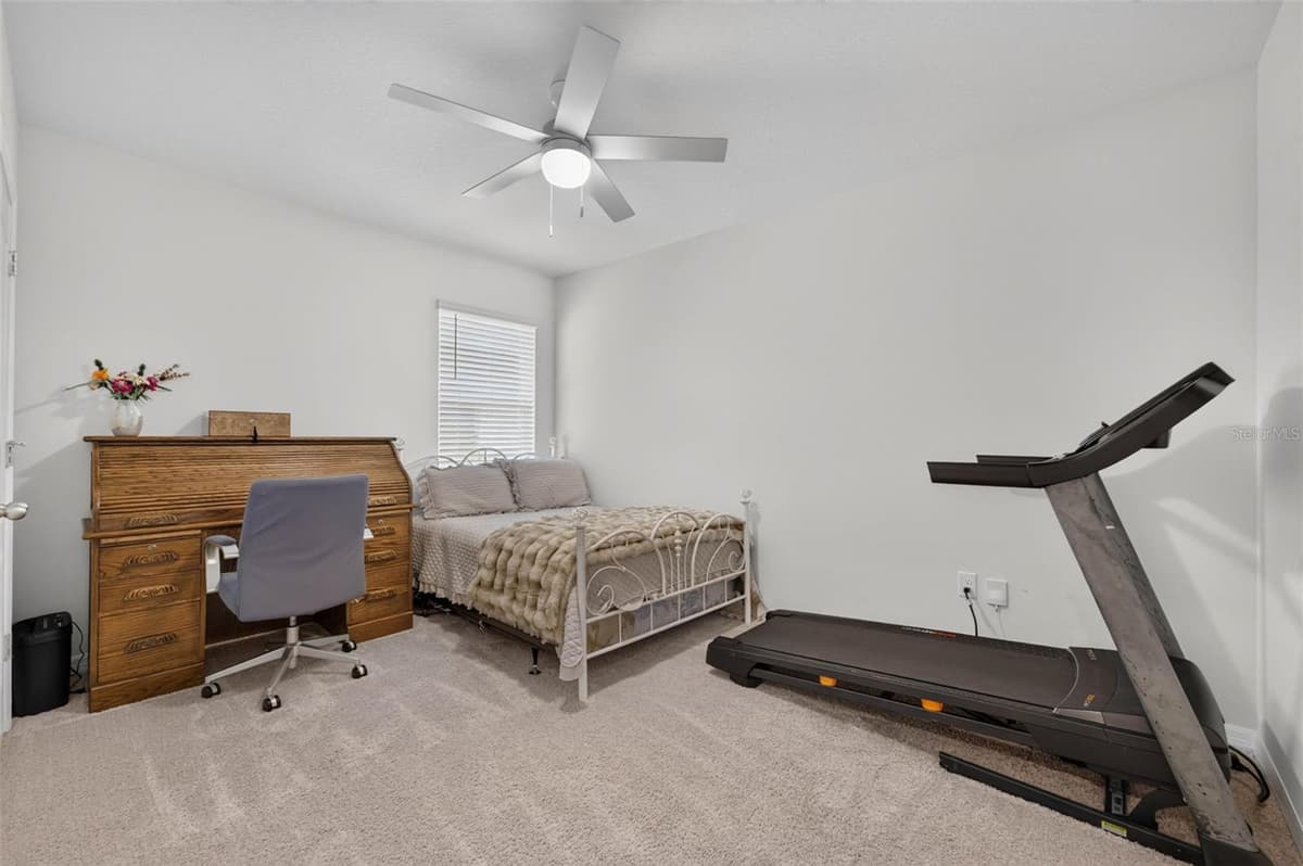 2291 DELHI PLACE — photo 14 of 36