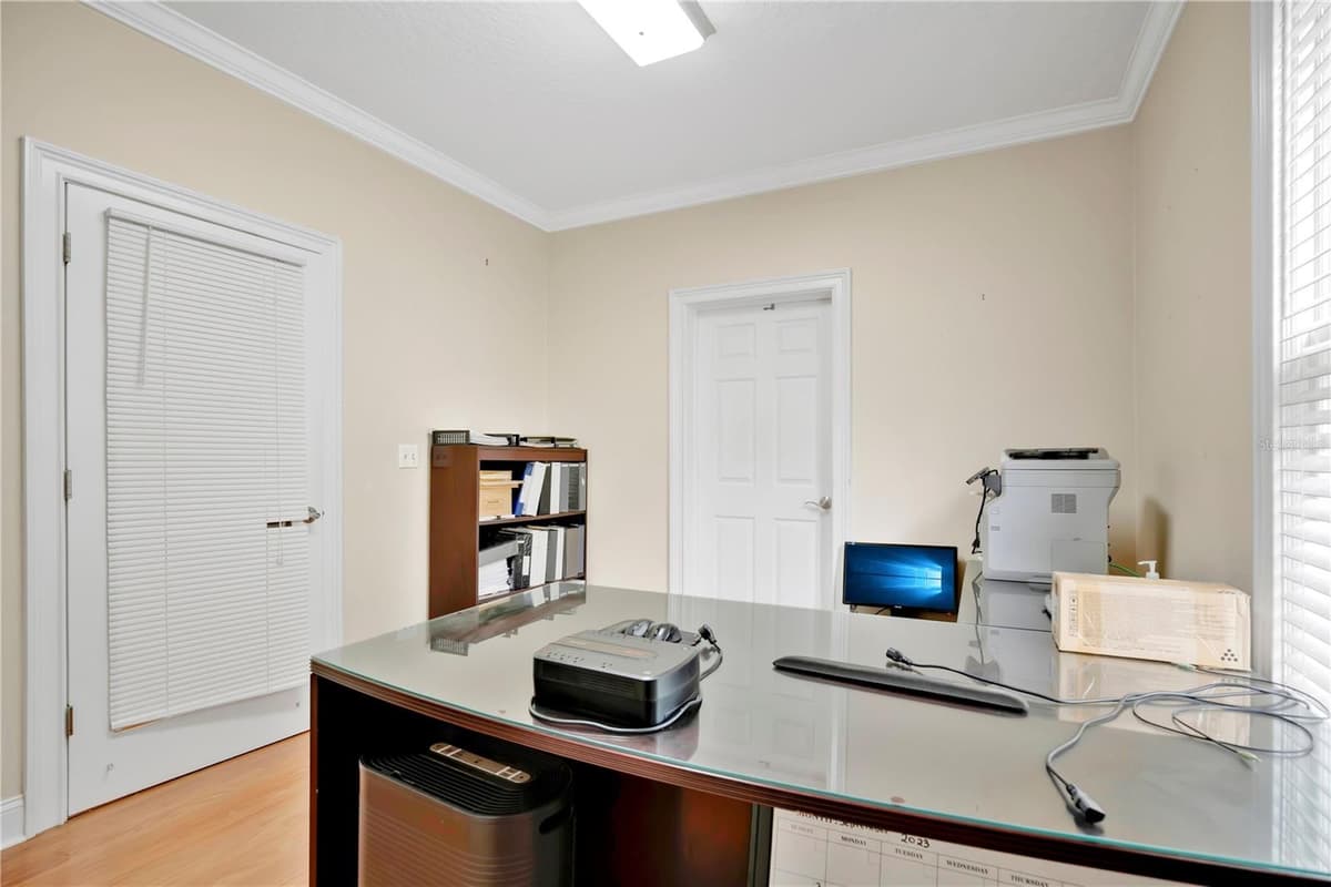 901 WASHINGTON STREET — photo 18 of 37