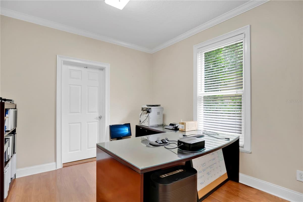 901 WASHINGTON STREET — photo 17 of 37