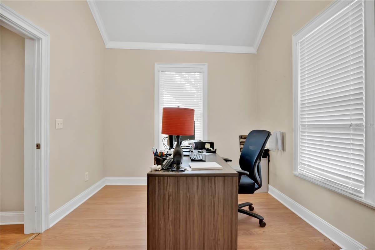 901 WASHINGTON STREET — photo 15 of 37