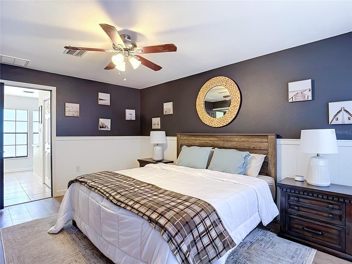 9902 STEPHENSON DRIVE — photo 37 of 57