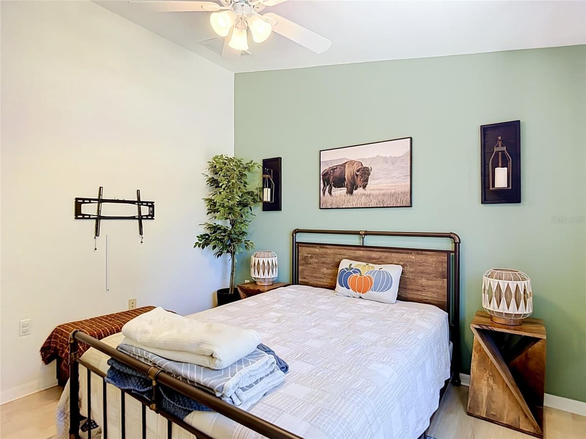 9902 STEPHENSON DRIVE — photo 30 of 57