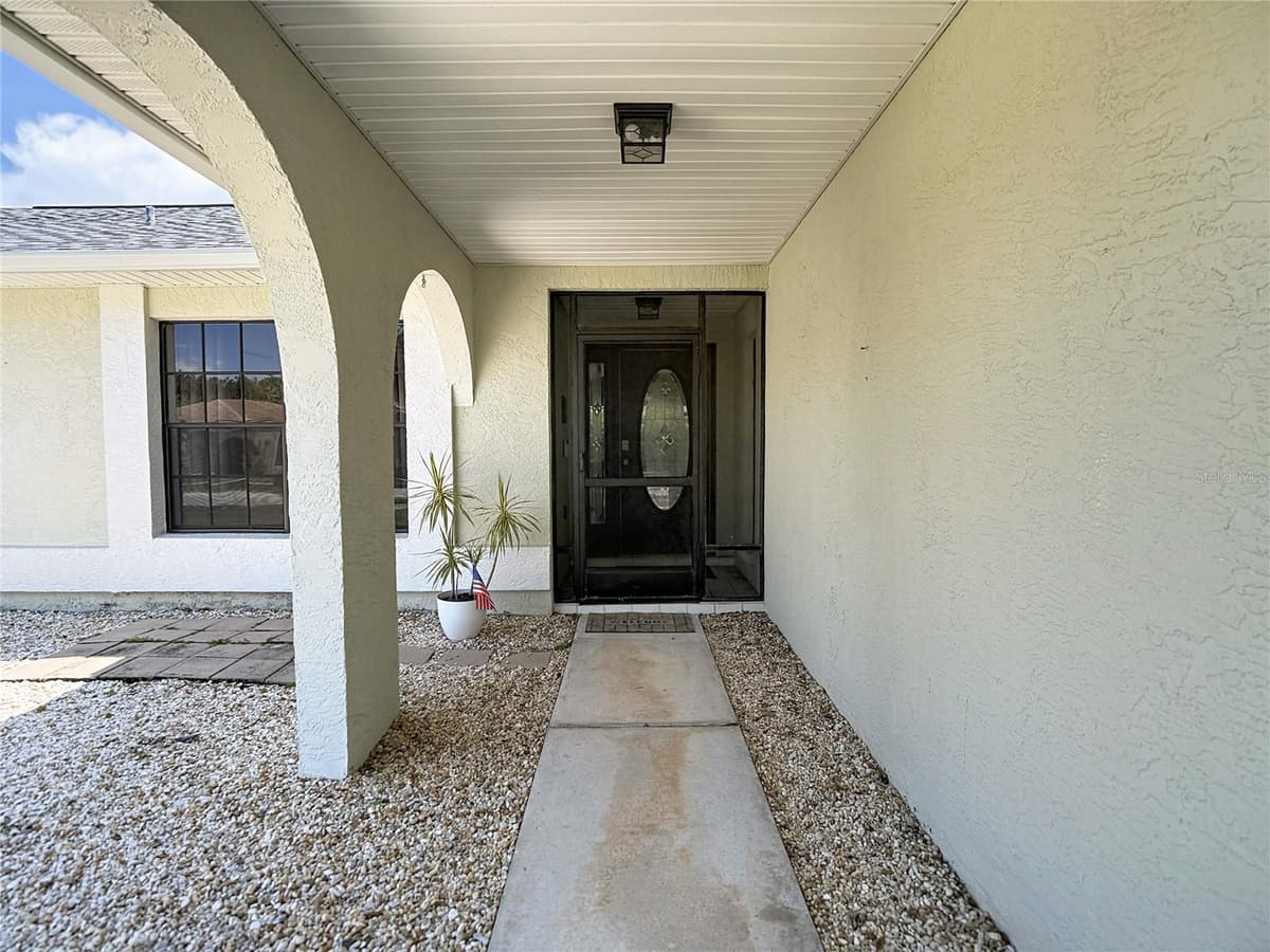 9902 STEPHENSON DRIVE — photo 3 of 57