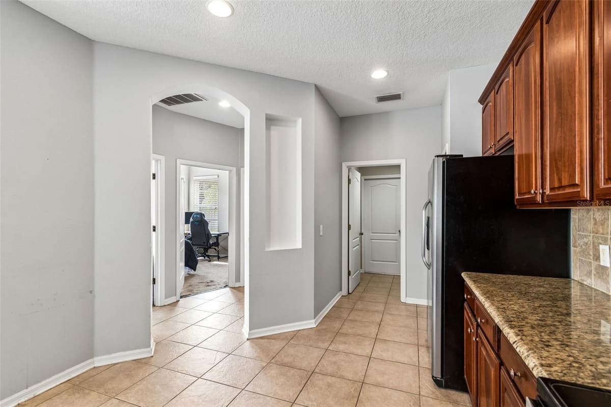 11435 CAMBRAY CREEK LOOP — photo 11 of 37
