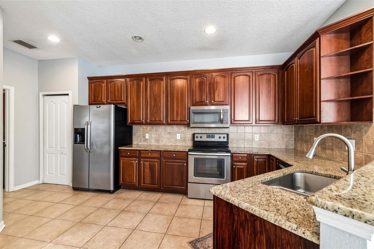11435 CAMBRAY CREEK LOOP — photo 14 of 37