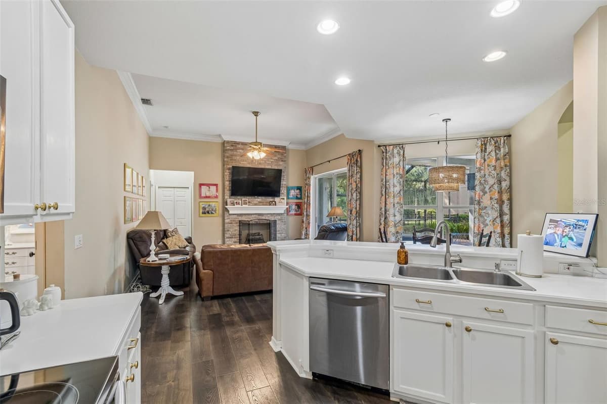 3618 CORDGRASS DRIVE — photo 18 of 76