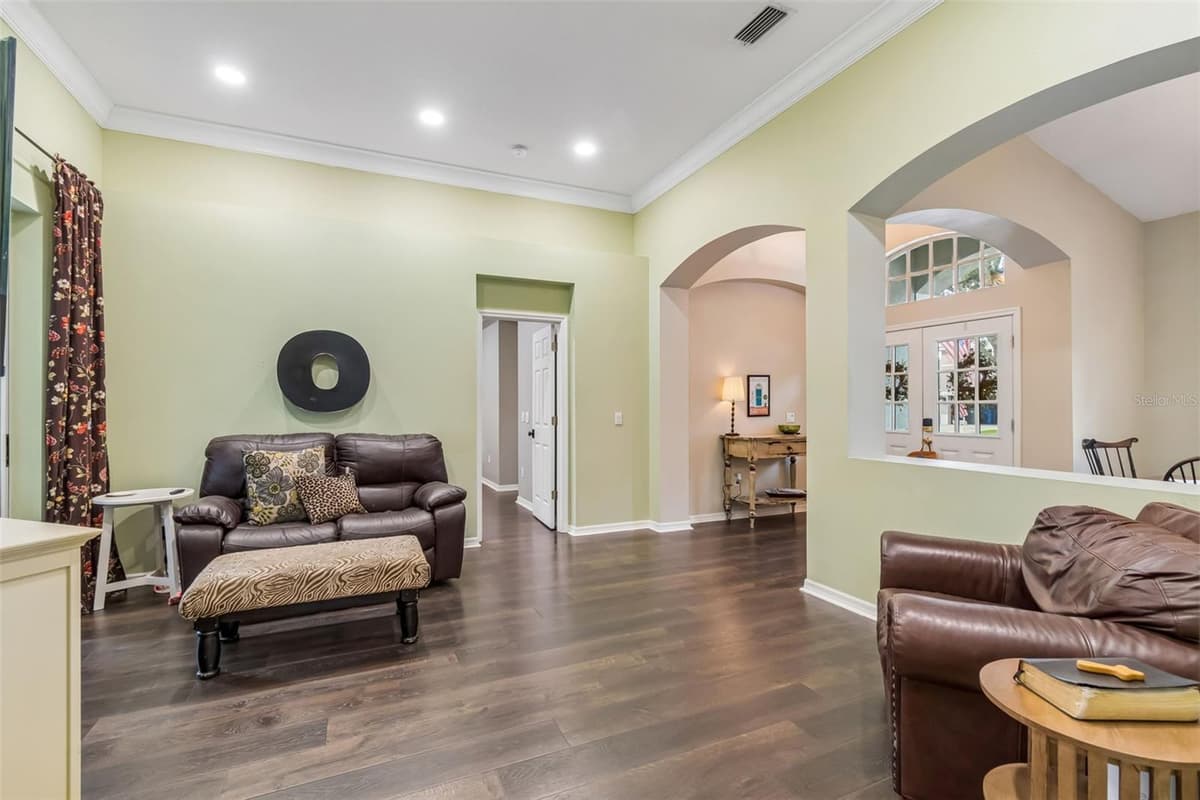 3618 CORDGRASS DRIVE — photo 11 of 76