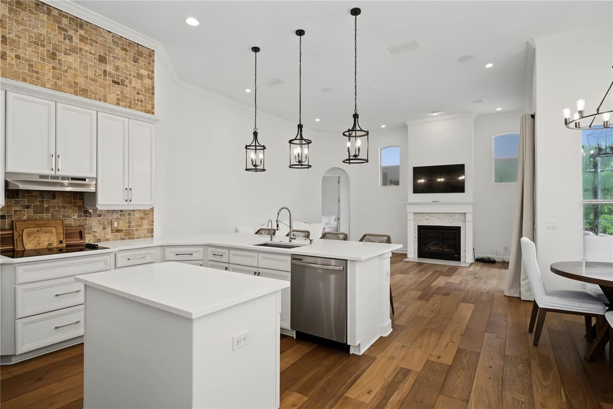 2710 REGAL PINE TRAIL — photo 12 of 74