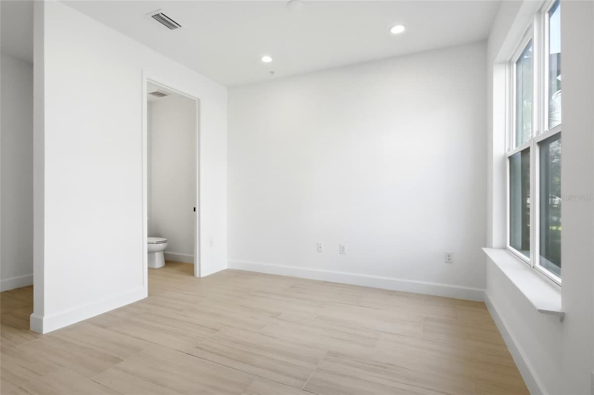 2130 WHITNEY MARSH ALLEY — photo 9 of 49