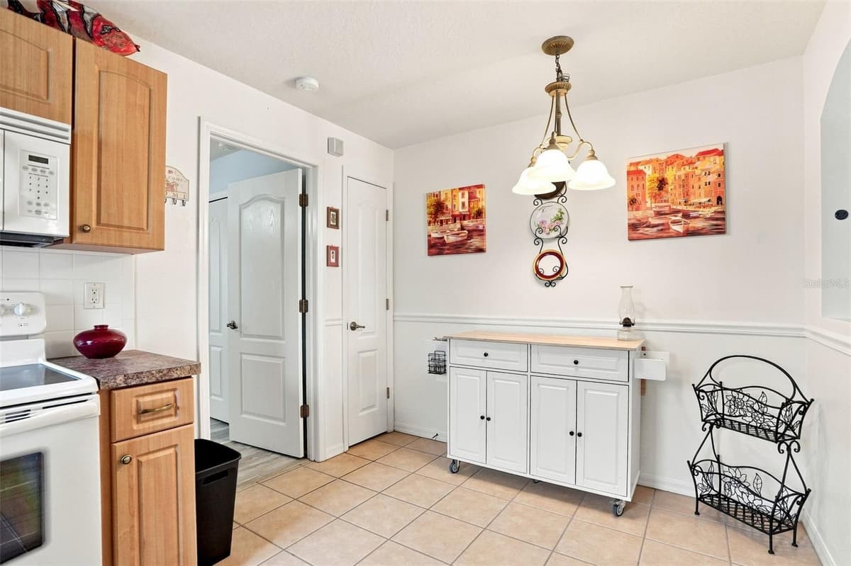 11399 REDGATE STREET — photo 16 of 50