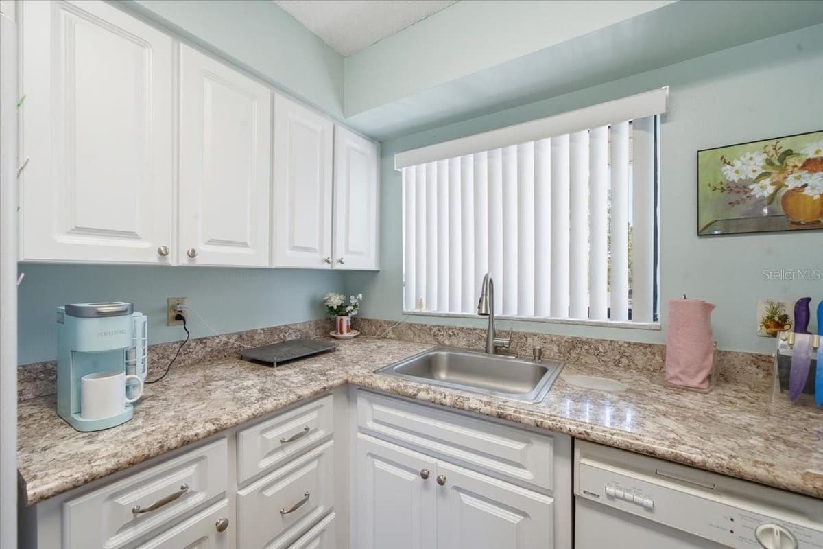 9436 NAKOMA WAY — photo 21 of 40