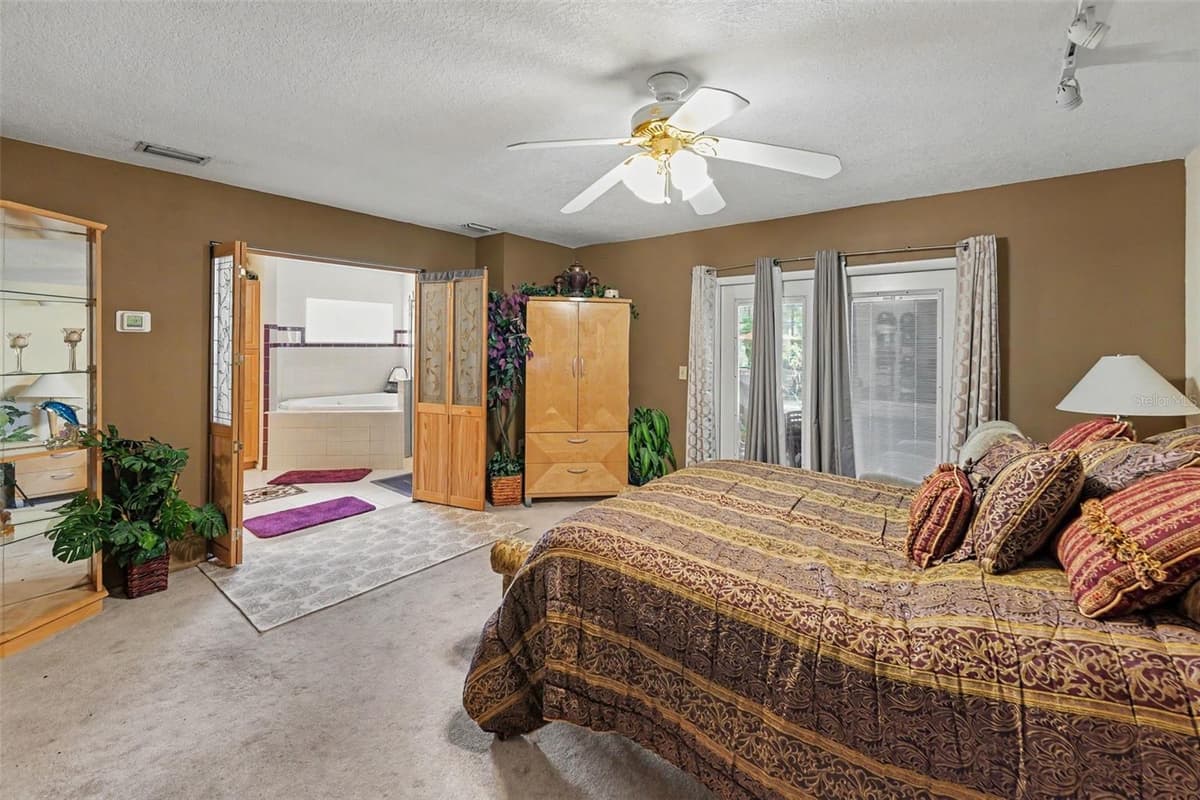 3061 ALT 19 — photo 14 of 30